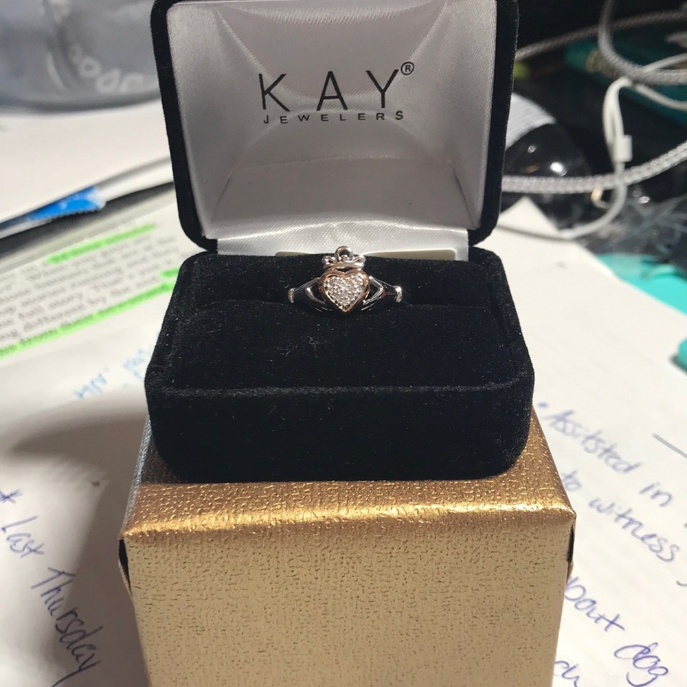 Claddagh 1/20ct diamonds sterling silver/10k gold